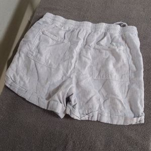 Woman shorts